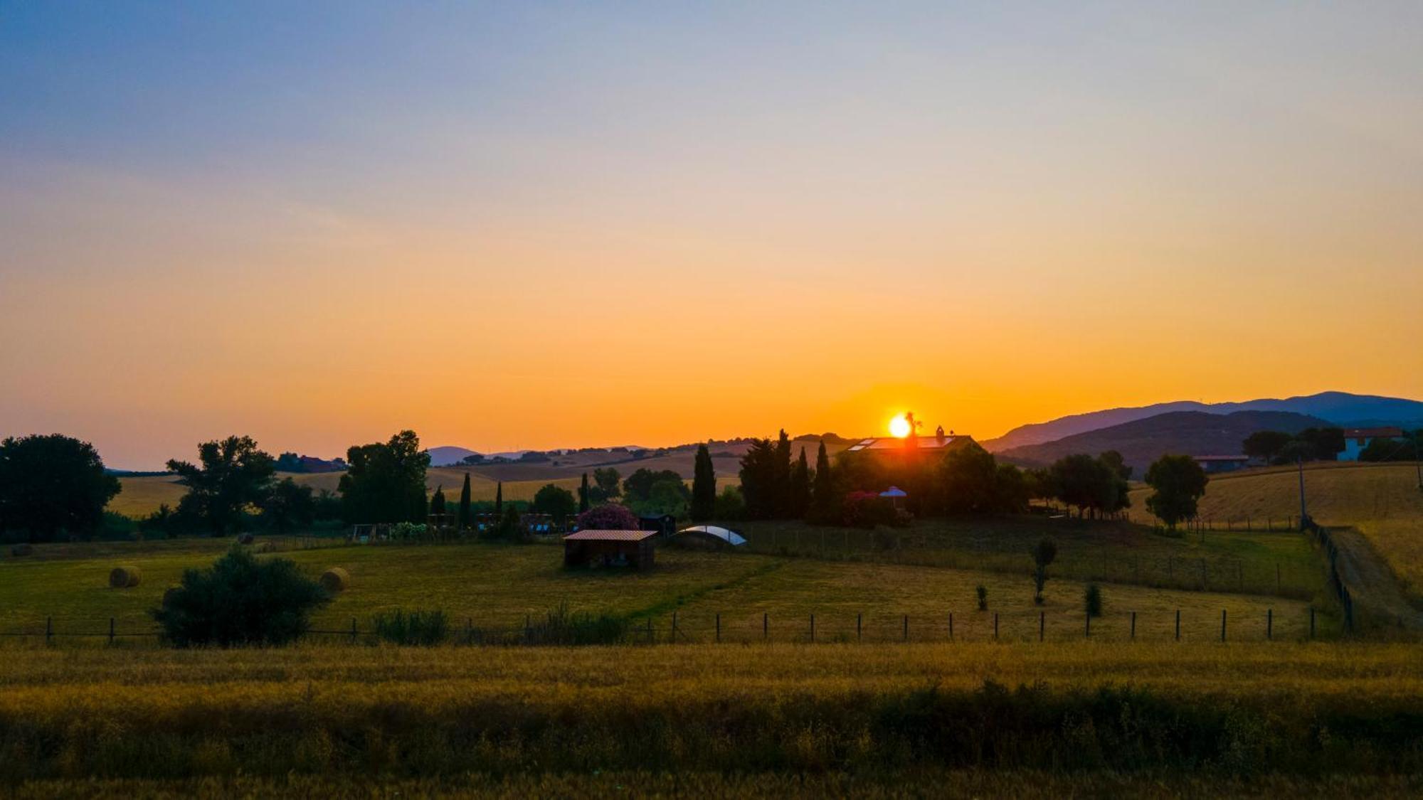Bed And Breakfast Casale Del Sole Castellina Marittima Ngoại thất bức ảnh